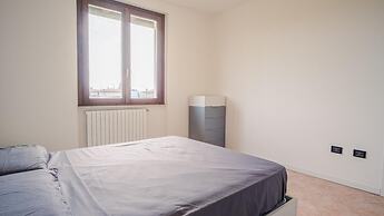 The House in the Vineyard - Italian Homing