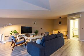 Exceptional Flat With Galata Tower View in Beyoglu