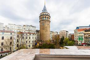Exceptional Flat With Galata Tower View in Beyoglu