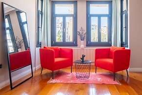 Exceptional Flat With Galata Tower View in Beyoglu