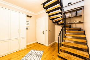 Exceptional Flat With Galata Tower View in Beyoglu