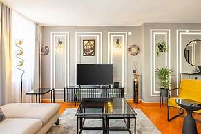 Flat With Excellent Location in Nisantasi