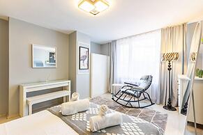 Flat With Excellent Location in Nisantasi