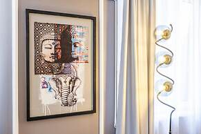 Flat With Excellent Location in Nisantasi