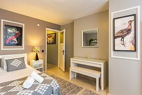 Flat With Excellent Location in Nisantasi