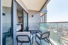 Cozy Flat With City View and Balcony in Sisli