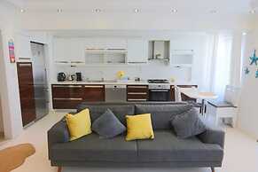 Modern Cozy Flat With Central Location in Sisli