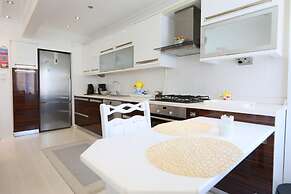 Modern Cozy Flat With Central Location in Sisli