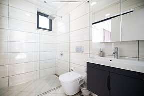 Dreamy Villa With Private Pool and Jacuzzi in Kas