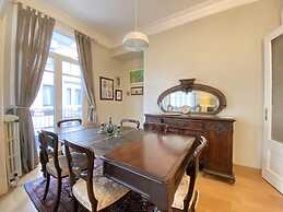 Flat With Balcony and Bosphorus View in Beyoglu