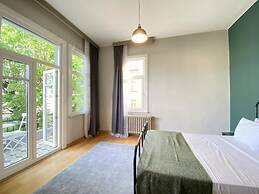 Flat With Balcony and Bosphorus View in Beyoglu