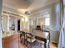 Flat With Balcony and Bosphorus View in Beyoglu