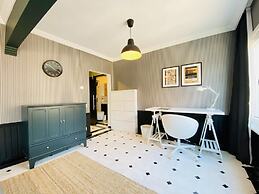 Missafir Flat With Bosphorus View in Rumeli Hisari