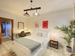 Missafir Flat With Bosphorus View in Kuzguncuk