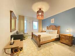 Missafir Flat With Bosphorus View in Kuzguncuk