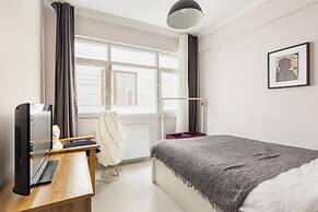 Missafir Stylish and Central Flat in Nisantasi