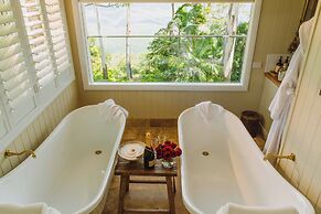 Verandah House Country Estate