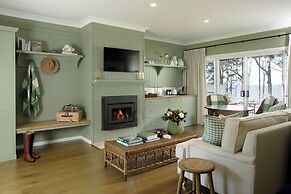 Verandah House Country Estate