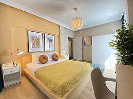 Missafir Chic Flat Near Shopping Malls in Sisli