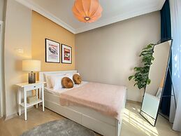 Missafir Chic Flat Near Shopping Malls in Sisli