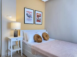 Missafir Chic Flat Near Shopping Malls in Sisli