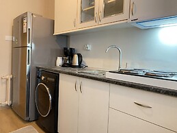 Missafir Chic Flat Near Shopping Malls in Sisli