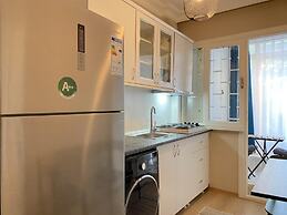 Missafir Chic Flat Near Shopping Malls in Sisli