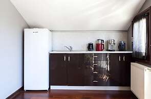 Charming Flat With a Lovely Terrace in Yenikoy
