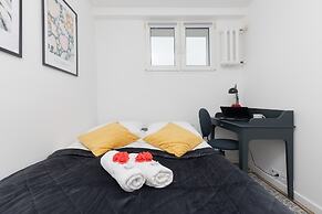 Warsaw Apartment Elekcyjna by Renters