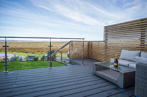 The Langland Bay Lookout - 1 Bed Cabin - Landimore