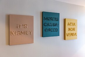 Missafir House With Refreshing Garden in Besiktas