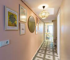 Missafir House With Refreshing Garden in Besiktas