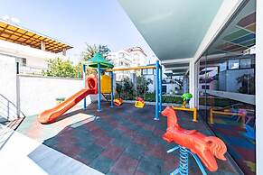 Modern Apartment With Shared Sauna in Alanya