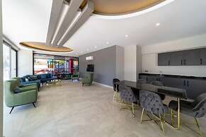 Modern Apartment With Shared Sauna in Alanya