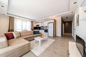 Modern Apartment With Shared Sauna in Alanya