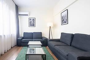 Lovely Flat 6 Min to Taksim Square in Cihangir