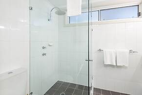 Warners Bay Apartments