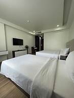 Lotus Hotel & Apartment