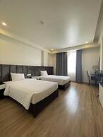 Lotus Hotel & Apartment