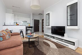 Warsaw Apartment Young City by Renters