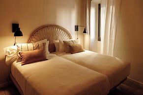 La Comuna by Bon Dia Residences