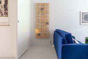 Helsinki home by Johanna Gullichsen