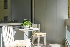 Helsinki home by Johanna Gullichsen