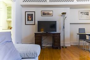 Kensington Queens Gate Apartment