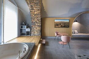 BASTIÒ PRIVATE SUITES