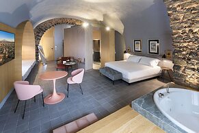 BASTIÒ PRIVATE SUITES