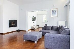 Deluxe Apt. in the Heart of Kolonaki