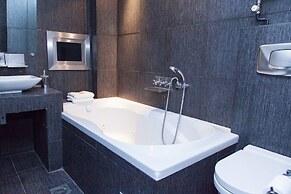 Deluxe Apt. in the Heart of Kolonaki