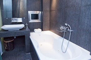 Deluxe Apt. in the Heart of Kolonaki