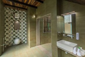 Sterling Padam Pench